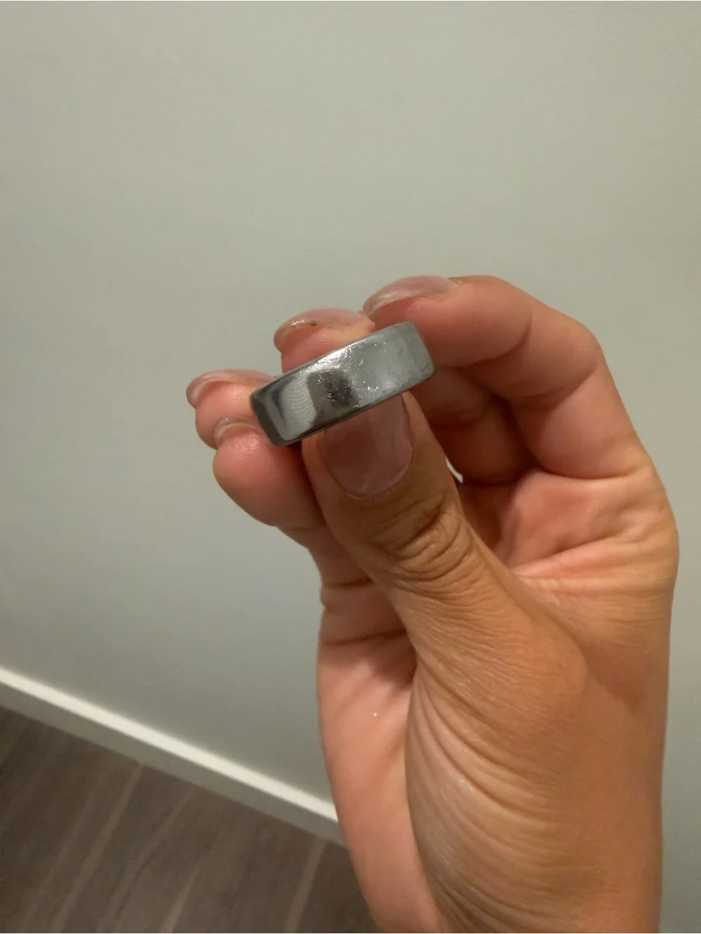 Oura Ring Gen3 Horizon Smart Ring — Silver with Black Interior